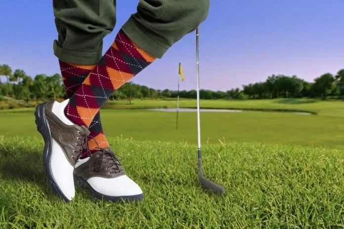 Your feet may be throwing off your golf game